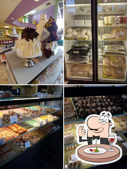 Rito's Bakery & Deli in Brunswick Restaurant menu and reviews