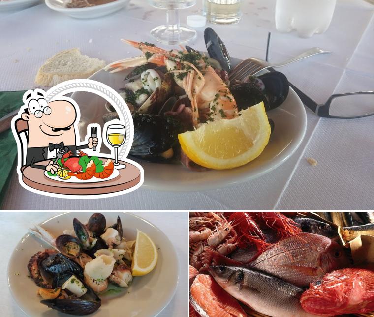 Prenditi tra i molti prodotti di cucina di mare disponibili a Ristorante La Capannina Di Podesta Massimo