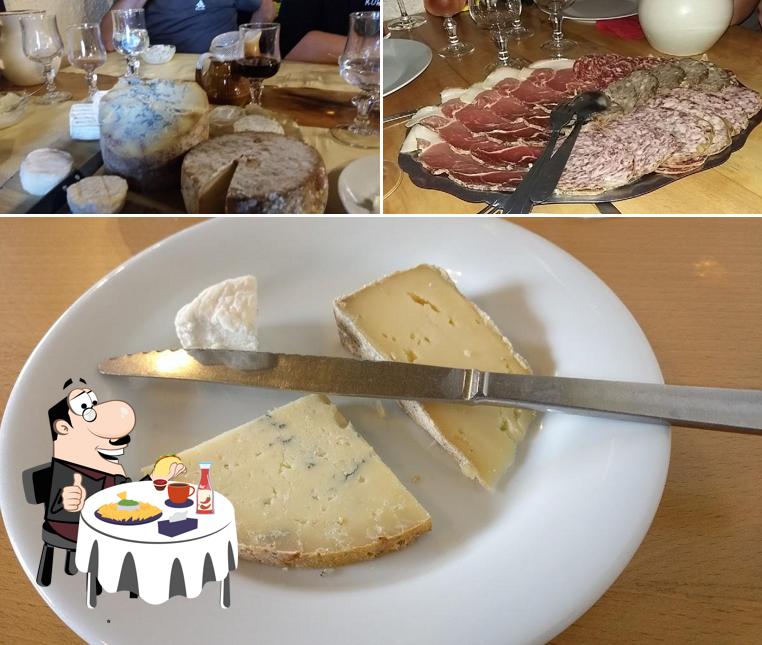 Assiette de fromage à Auberge de Garnier