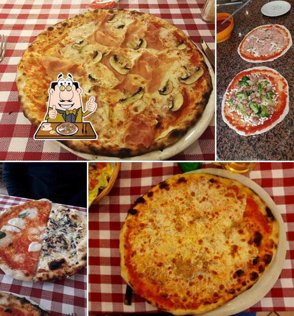 Scegli tra le molte varianti di pizza