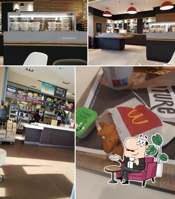 L'intérieur de McDonald's