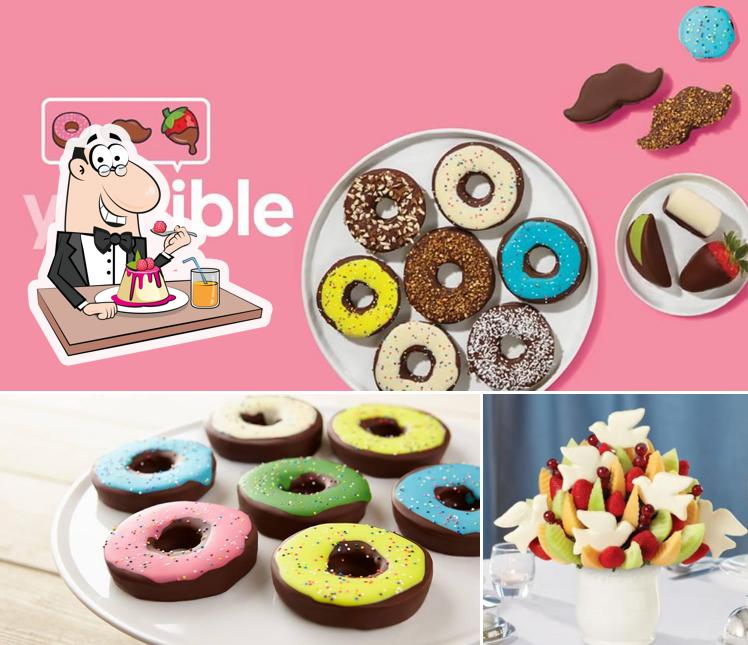 Edible Arrangements, 2030 Lake Michigan Dr NW in Grand Rapids