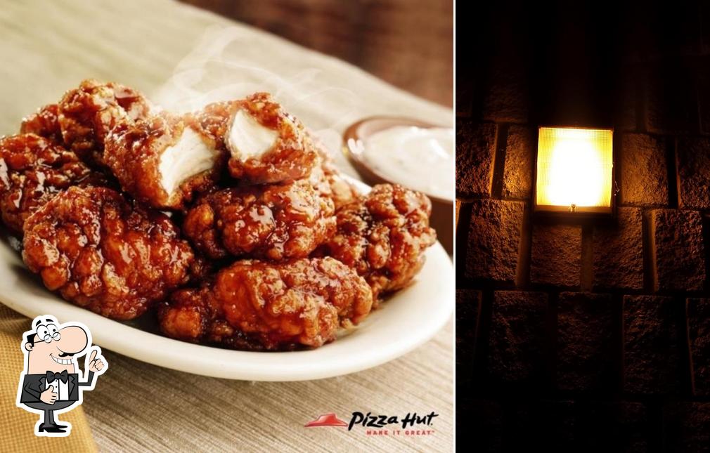 Pizza Hut, 305 Boler Rd in London Restaurant menu and reviews