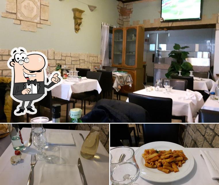 Ristorante Due Fiumi si caratterizza per la interni e cibo