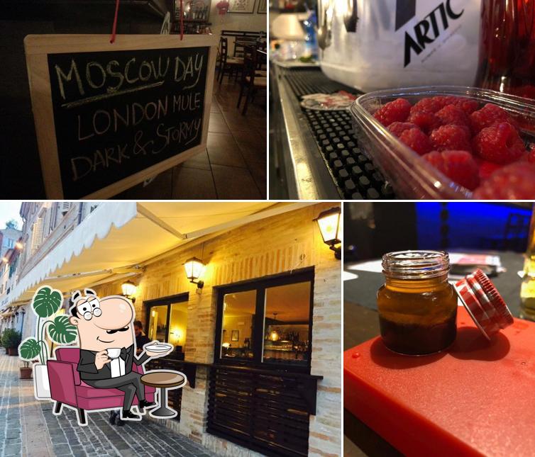 Tra le varie cose da Tempo Scaduto si possono trovare la interni e cibo