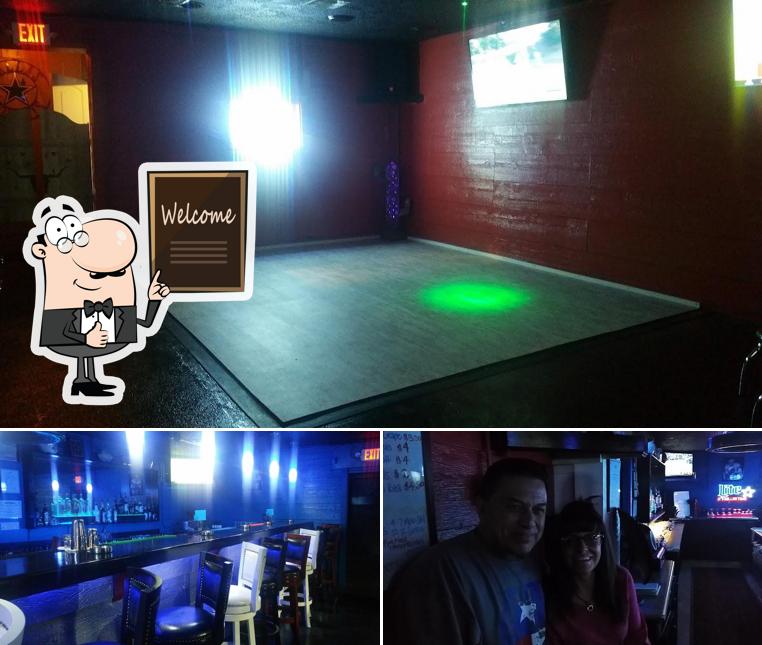 The Stadium Sports Bar in Palestine Restaurant reviews