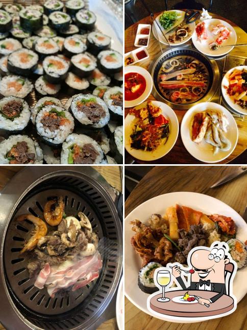 Comida en 8 Colours Korean BBQ Buffet Restaurant