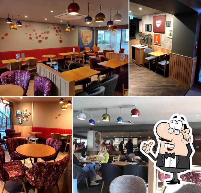 Costa Coffee, Brighouse, 65 Commercial St Opiniones del restaurante