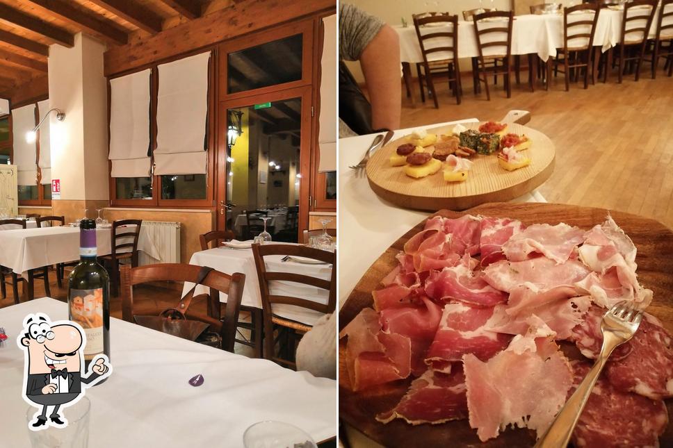 Siediti a un tavolo di Osteria La Vigna