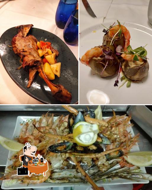 Отведайте блюда с морепродуктами в "Bar Restaurante Llave"