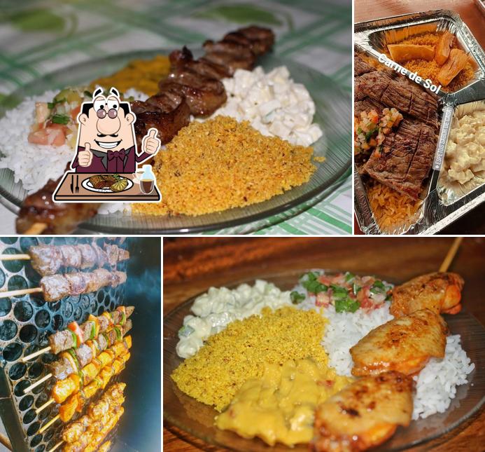 Try out meat dishes at Espeto Sabor de Casa