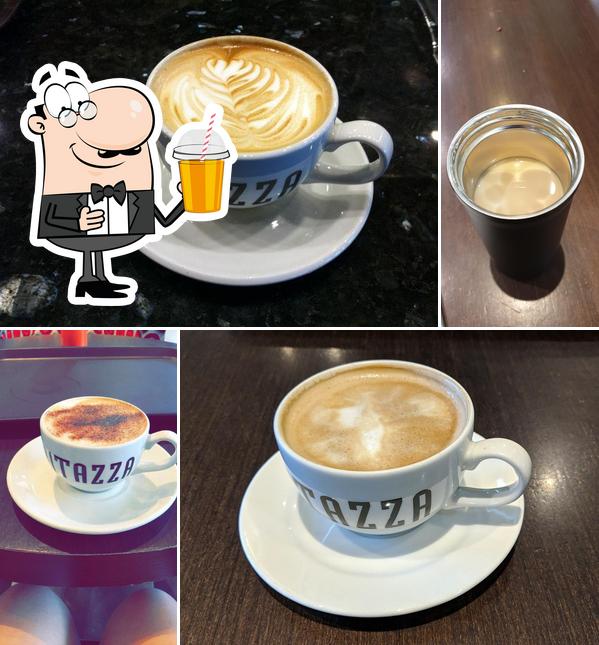 Profitez d'un verre à Caffe Ritazza