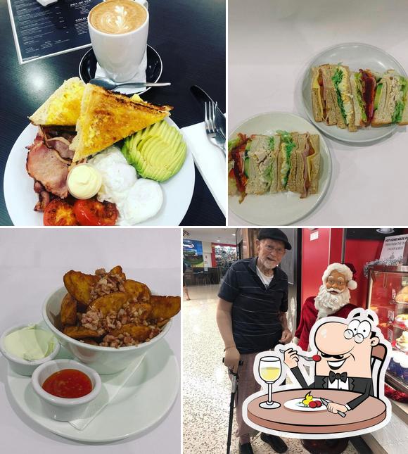 Cherry Red Lounge Cafe in Burleigh Heads Restaurant menu and reviews
