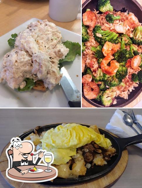 Perkins Restaurant & Bakery, 2700 Lee Blvd in Lehigh Acres Restaurant