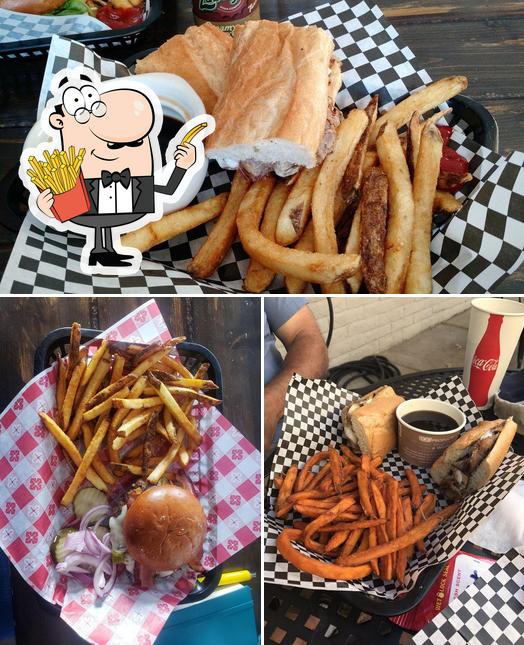 Three Peaks Deli & Grill in Durango Restaurant menu and reviews