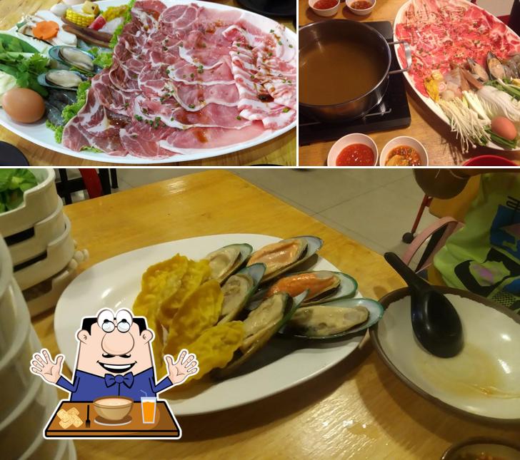 The image of food and dining table at SHABU INDY อุดรธานี