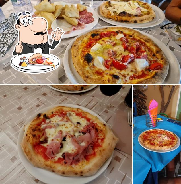 Scegli una pizza a La Lampara Ristorante Pizzeria