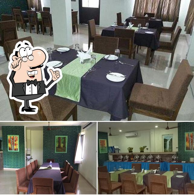 Aahar Restaurant
