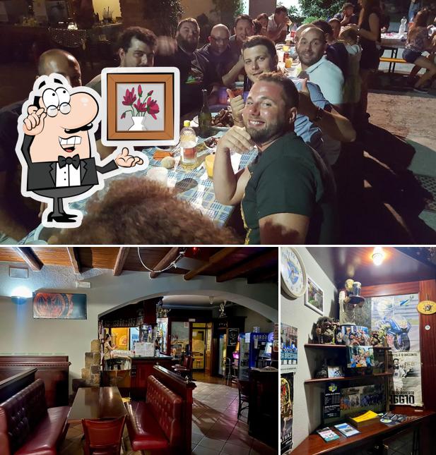 Gli interni di Bar Goblin