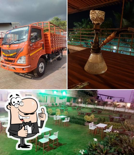 Here's a pic of BILLU DA DHABA