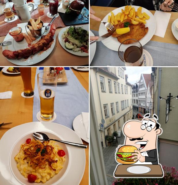 Попробуйте гамбургеры в "Münchner Hofbräu"
