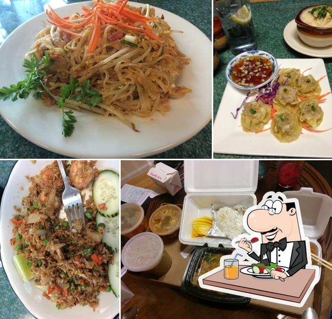 Platos en Ewan Thai Noodle Restaurant in Broomfield, CO