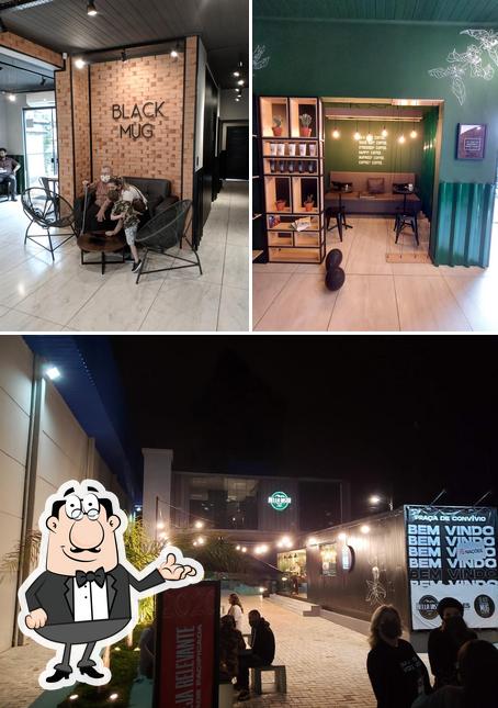 A imagem do Black Mug’s interior e exterior