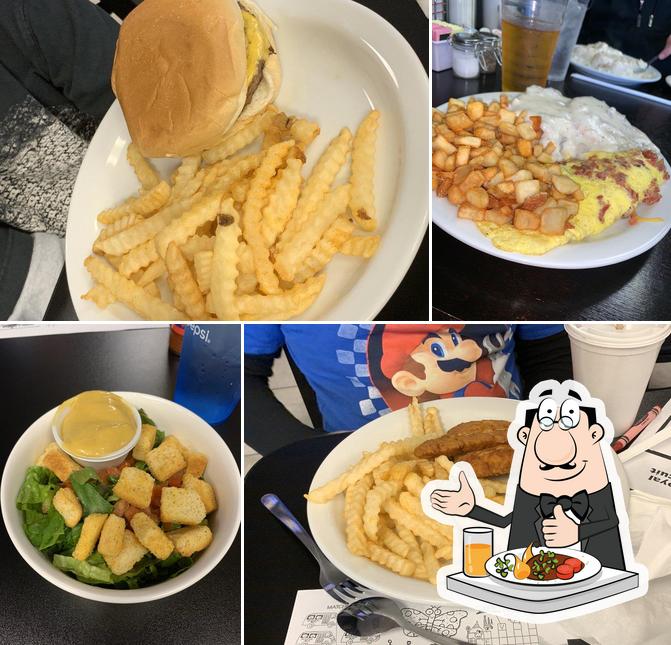The Royal Biscuit in Blue Springs Restaurant menu and reviews