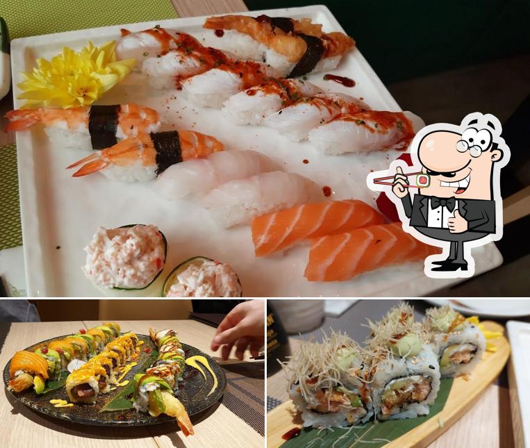 {Restaurant_name} ha disponibilità di piatti di sushi