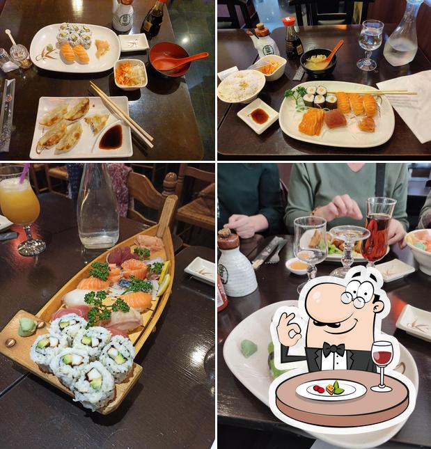 Parmi les différentes choses de la nourriture et la table à manger, une personne peut trouver sur Osaka