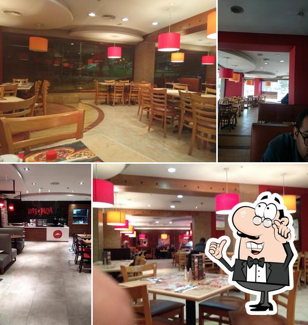 Découvrez l'intérieur de Pizza Hut