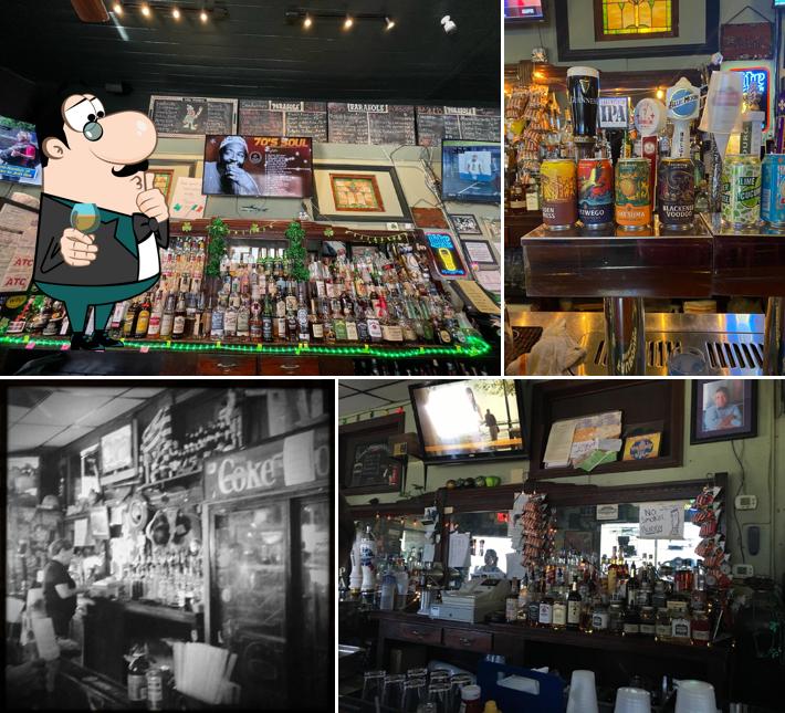 Parasol's in New Orleans Restaurant menu and reviews