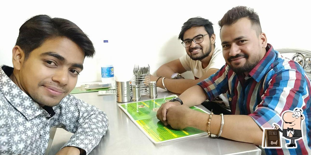 Look at the picture of Friend's Corner