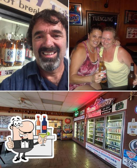 Liberty Tavern in Woodlyn Restaurant menu and reviews