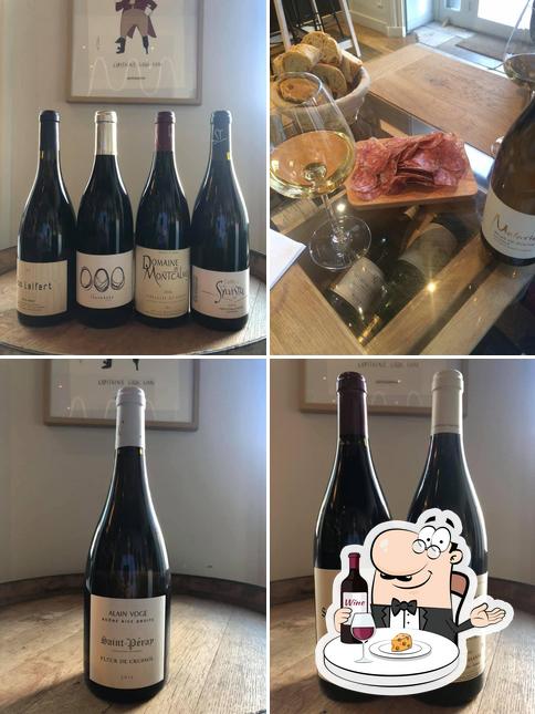 Il est fort sympathique de déguster un verre de vin à La cave Jovin Cave à vin, bar à vin et dégustation de vins à Saint-Etienne