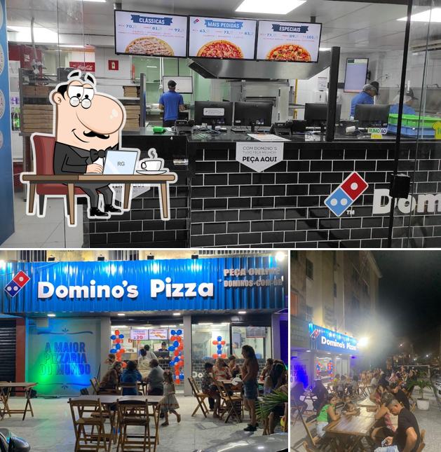 O interior do Domino's Pizza - Cidade dos Funcionários