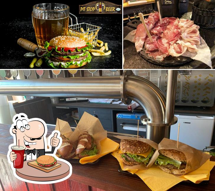 Prova un hamburger a Birreria Pit Stop Beer Navigli Milano