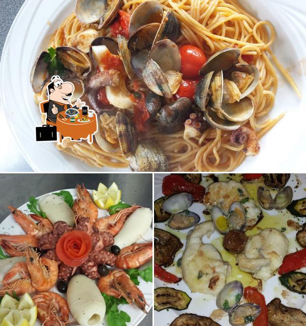 Order seafood at Bella Napoli - La Nuova Trattoria