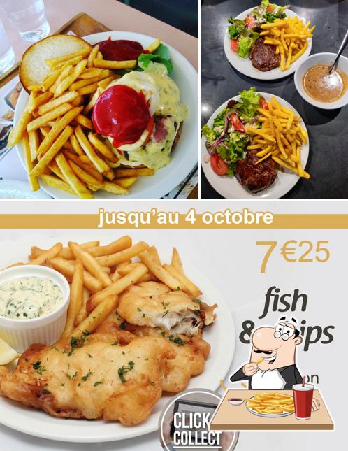 Dégustez des pommes frites à Crescendo Restaurant