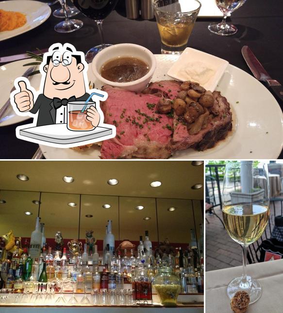 The Rattlesnake Club in Detroit Restaurant menu and reviews