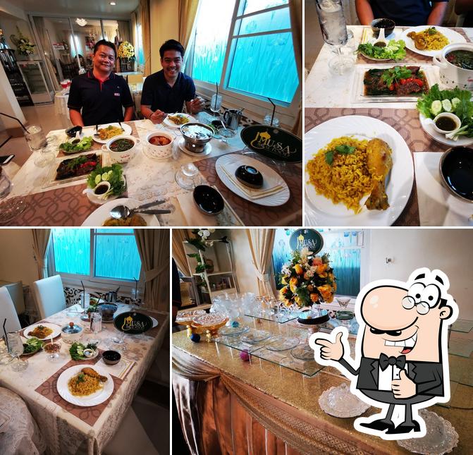 Musa Halal Food by Muslim restaurant, Bang Phli Yai