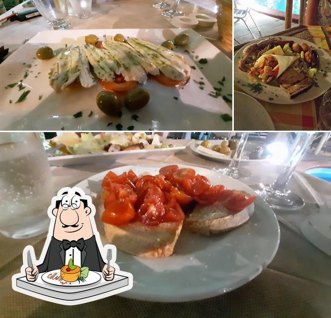 Platti al RISTORANTE-B&B FA.RO.MI