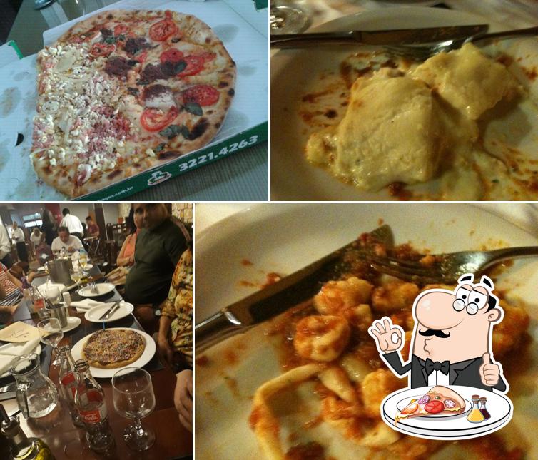 Experimente pizza no Famiglia Reis Magos