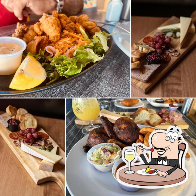 Le SaintPub Microbrasserie Charlevoix, BaieSaintPaul Menu du