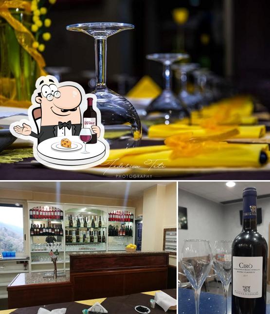 È gradevole bersi un bicchiere di vino a Wine Bar Teti