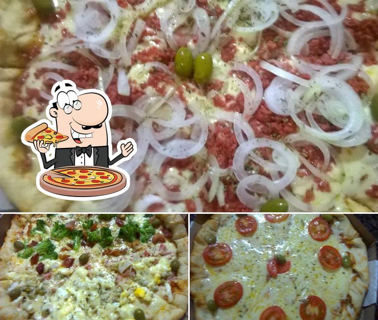 Escolha pizza no Master Massas Pizzaria