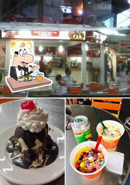 Comida em Sorveteria Square