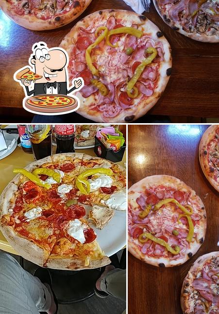 Ordina una pizza a Pizzeria Novi Markuš