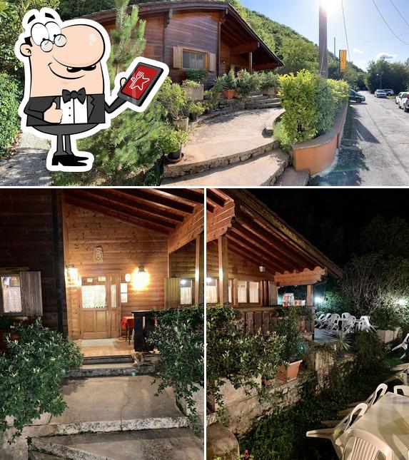 Gli esterni di Pizzeria lo Chalet