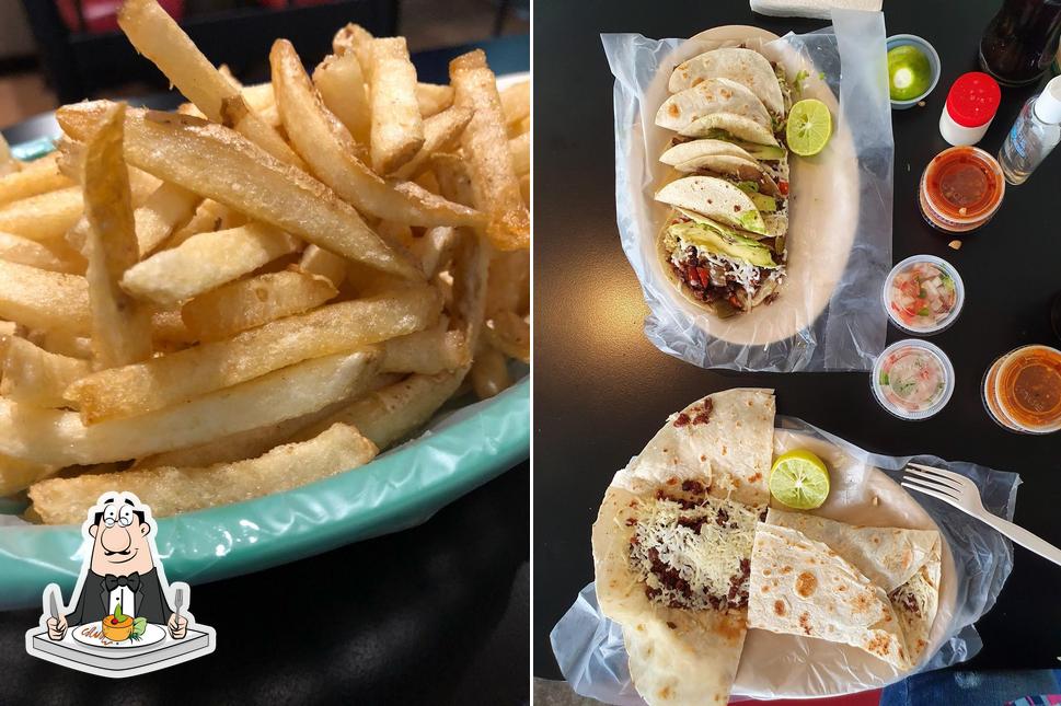 Restaurante Tacos El Buey, San Pedro Garza García, Av. Manuel Gómez